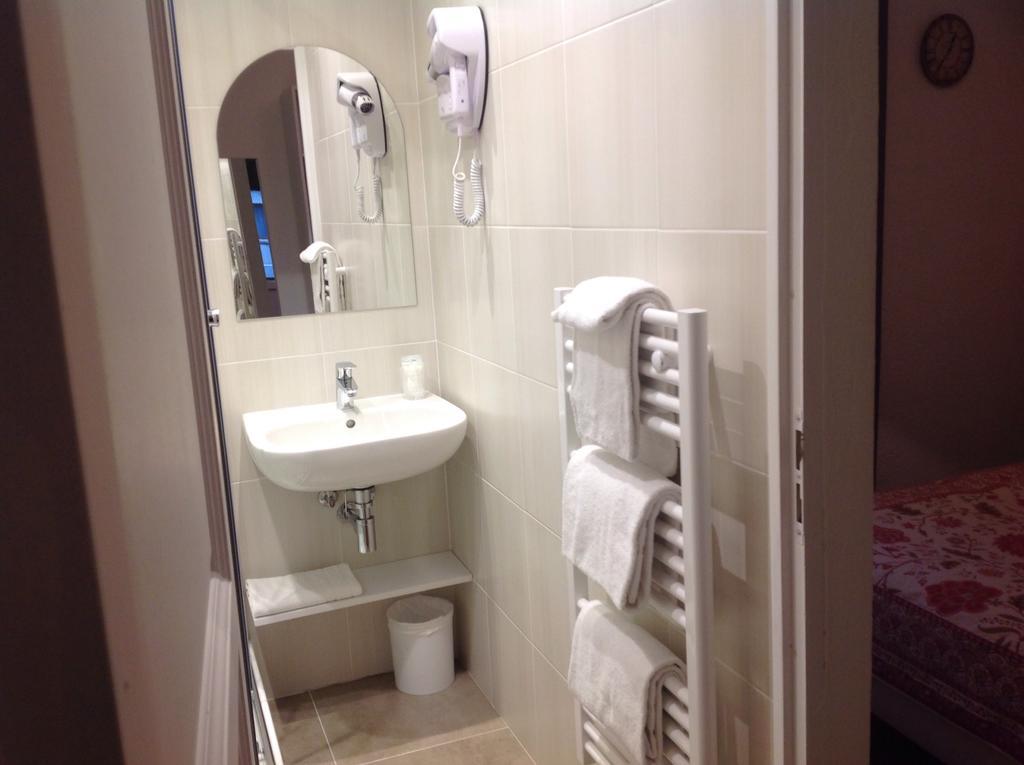 Lou Paradou Hotel Cagnes-sur-Mer Room photo