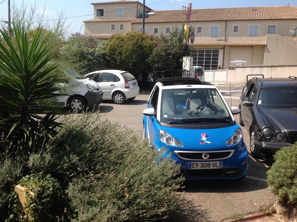 Lou Paradou Hotel Cagnes-sur-Mer Exterior photo